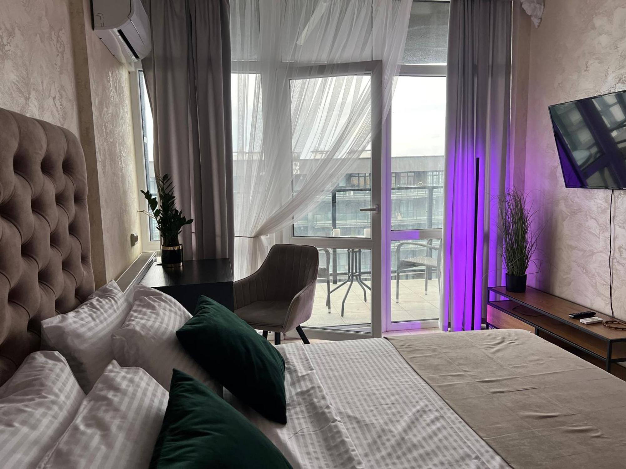 Apartments Vip Avalon Lviv Exterior foto