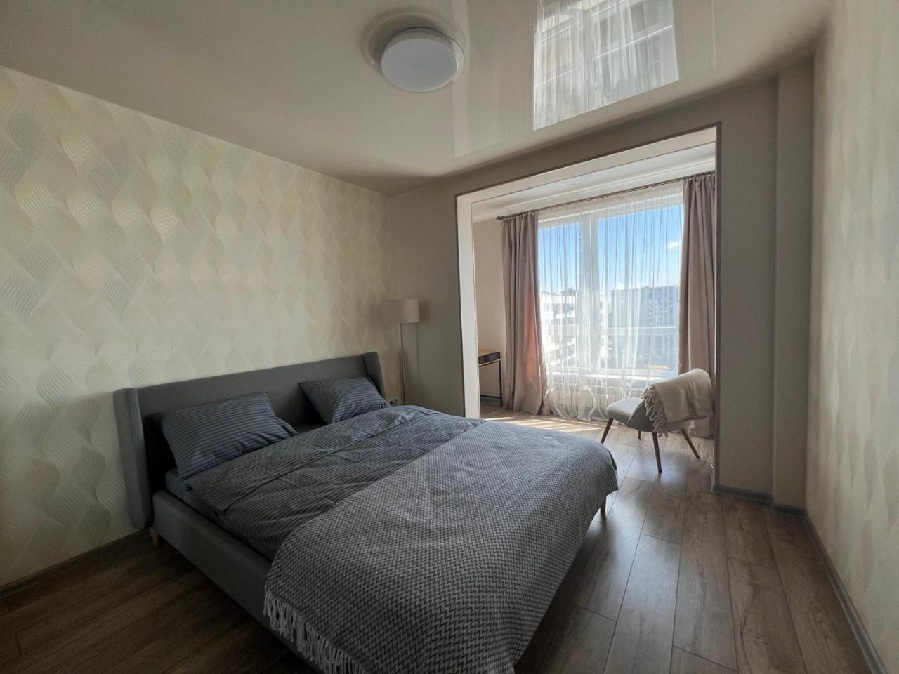Apartments Vip Avalon Lviv Exterior foto