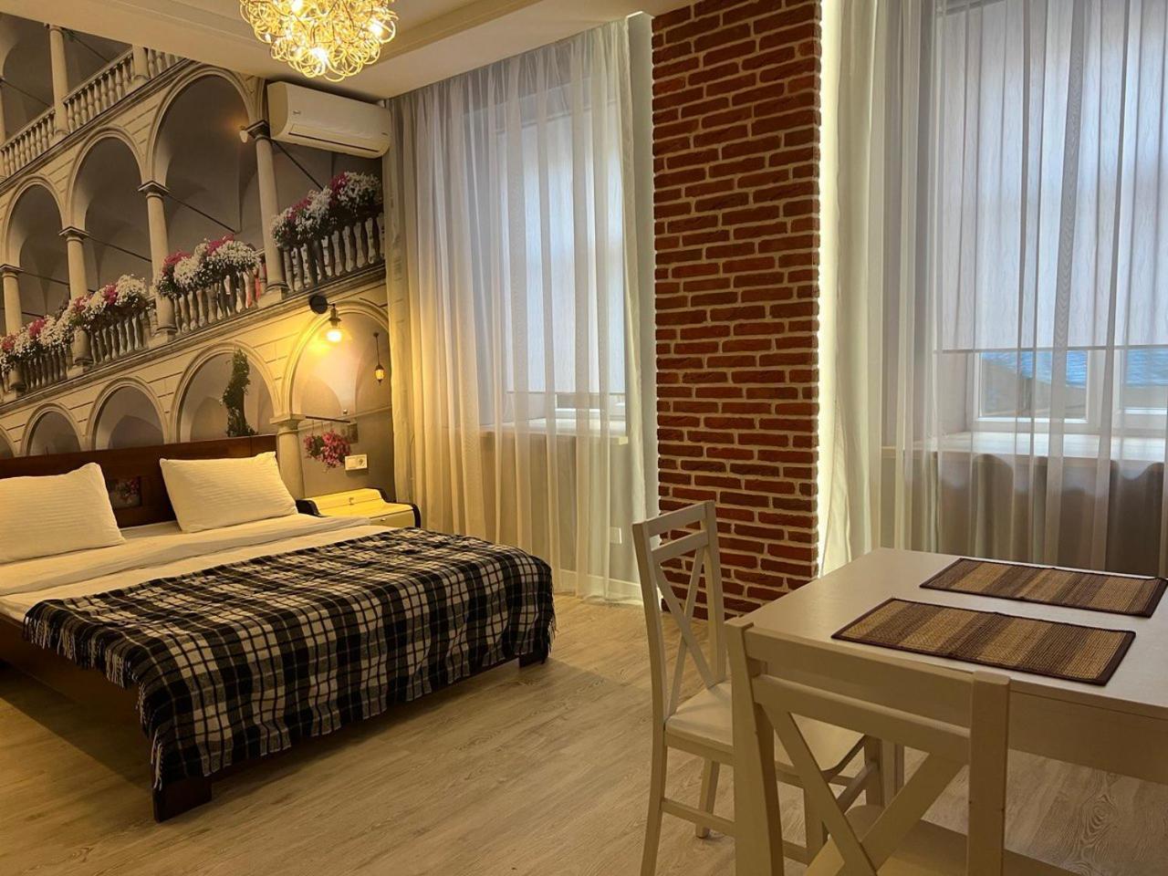 Apartments Vip Avalon Lviv Exterior foto