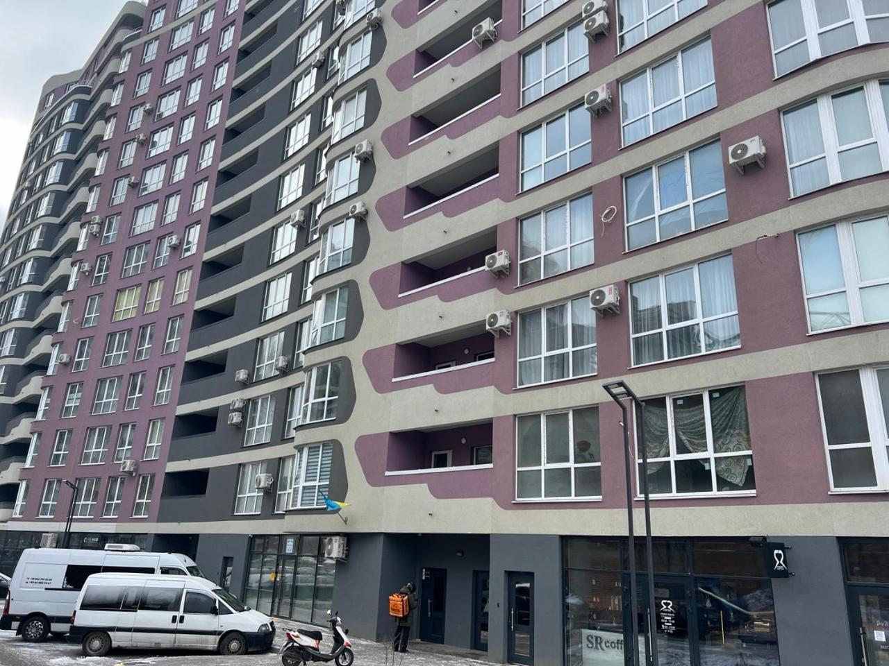 Apartments Vip Avalon Lviv Exterior foto